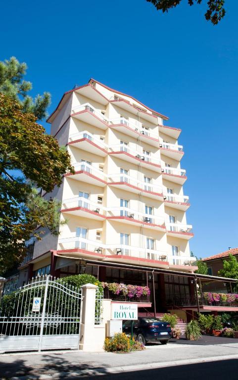 Hotel Royal Песаро Екстериор снимка