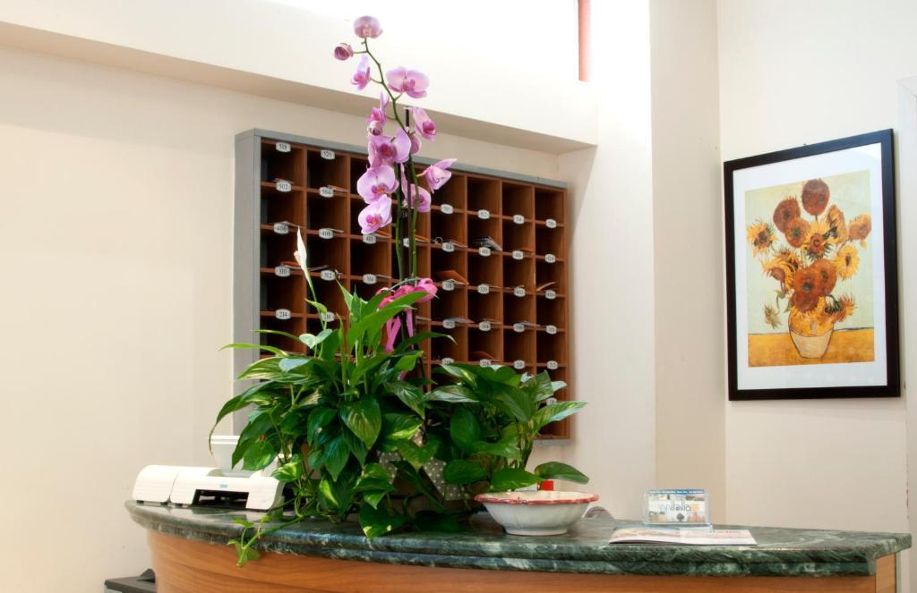 Hotel Royal Песаро Екстериор снимка
